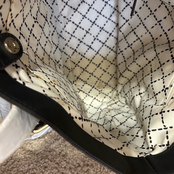 Kate Spade Black Leather Purse with gold hardware, NWOT - Picture 6 of 6